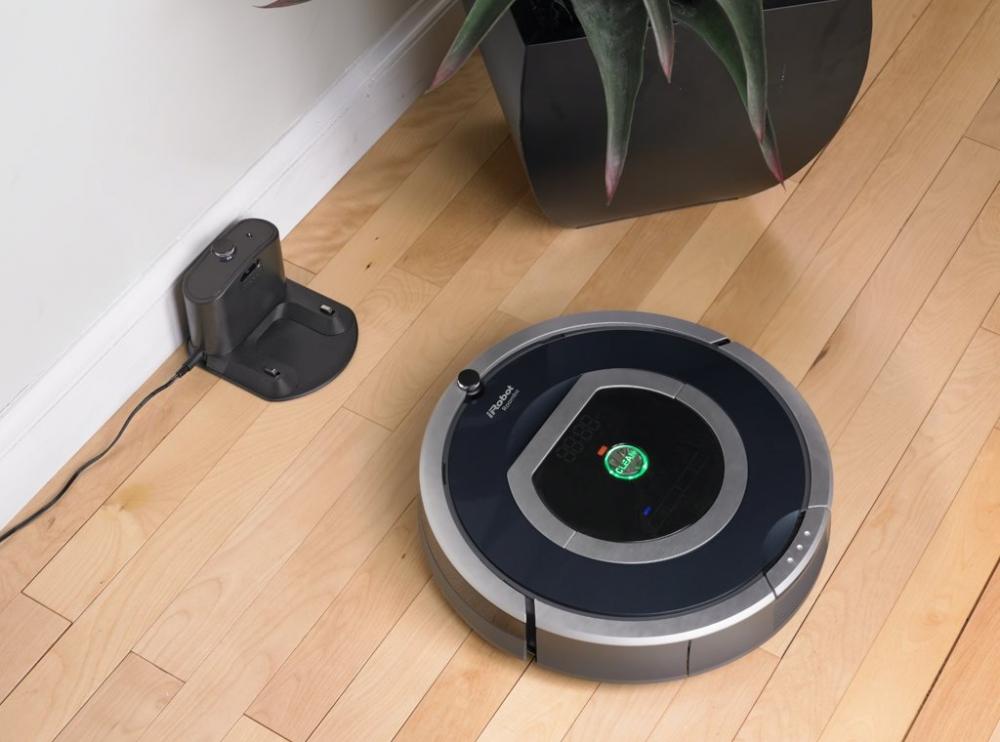 iRobot Roomba 786 PLUS