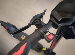 Red Bull Racing RB-RTENTURBO10-12 - Použitý