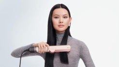 Dyson Airstrait HT03 ceramic pink