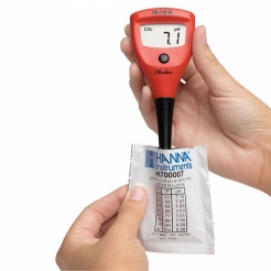 Digitální tester k měření pH