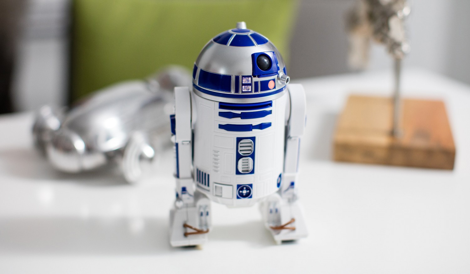 Seznamte se s R2-D2 - droidem ovládaným aplikací