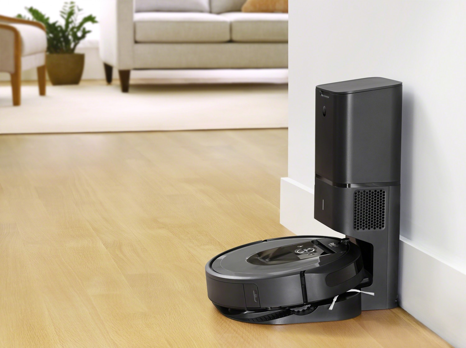 Představení robotického vysavače iRobot Roomba i7+ (7558)