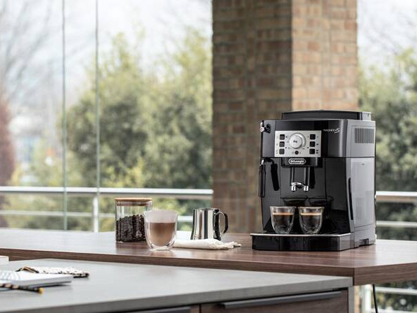 Představení kávovaru De'Longhi ECAM 22.110 B Espresso