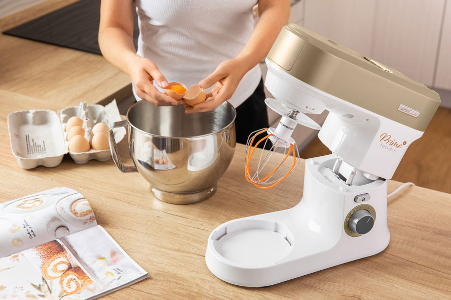 Sencor STM 3787CH zvládne práci několika spotřebičů