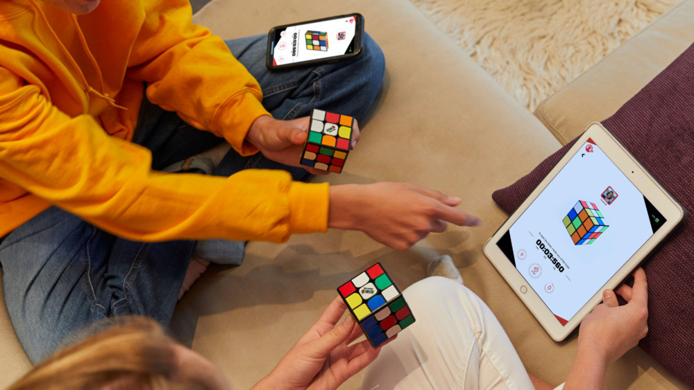 Představení hlavolamu Rubik´s X