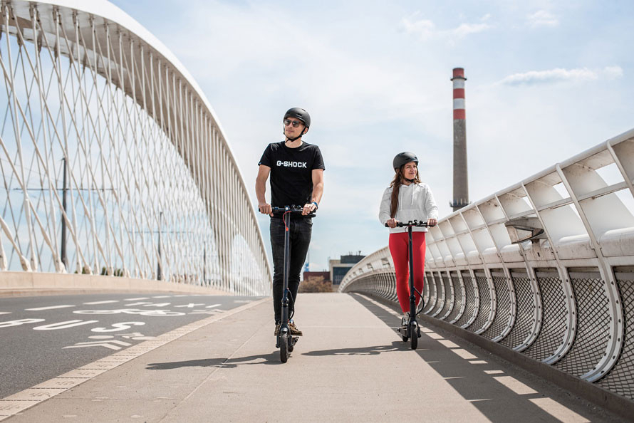 Představení elektrokoloběžky Sencor Scooter S70