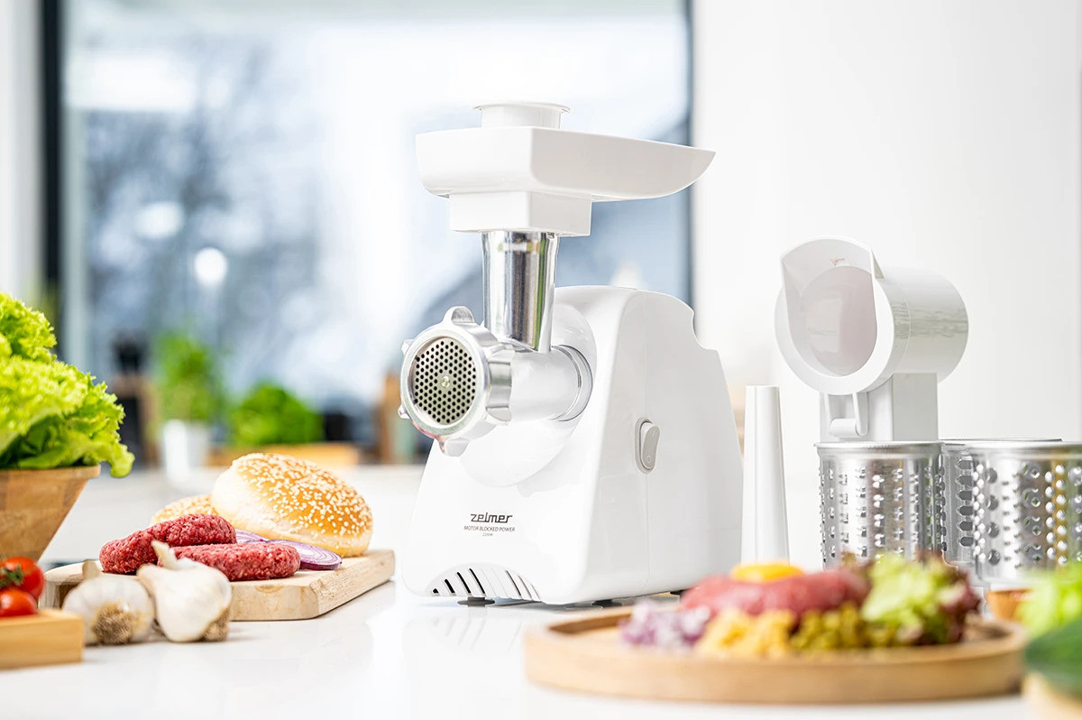 Příkon 2200 W a výkon až 3Kg/min.