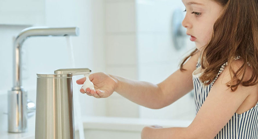 Bez dotyku, bez virů, bez bakterií